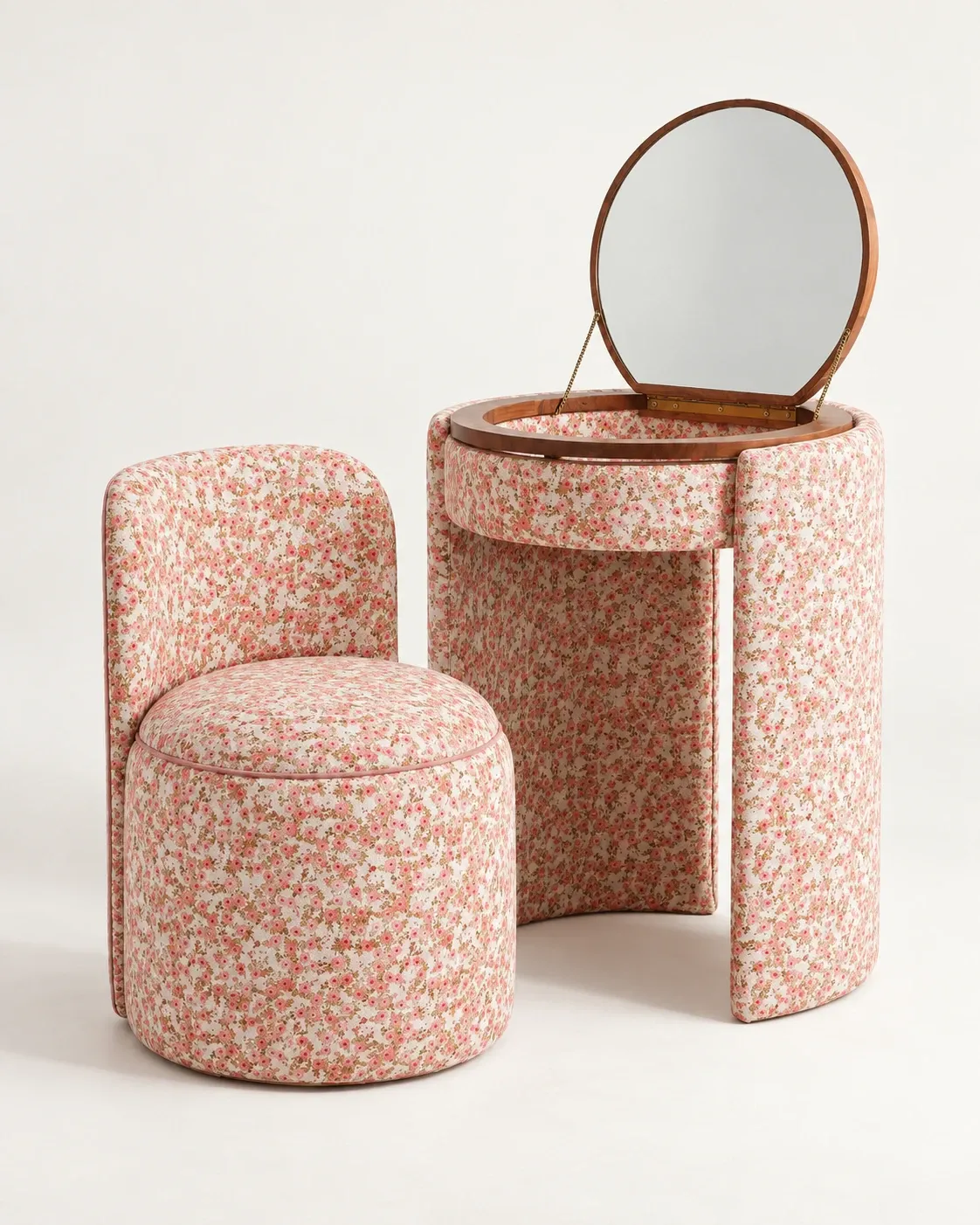 Concept image of The Lune, Ditsy floral vanity set